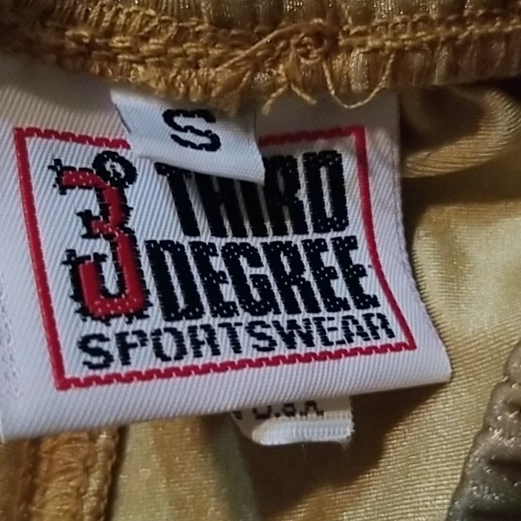 NEW 3° Dk Gold Metallic 3" Festival Sport Shorts - Picture 4 of 8